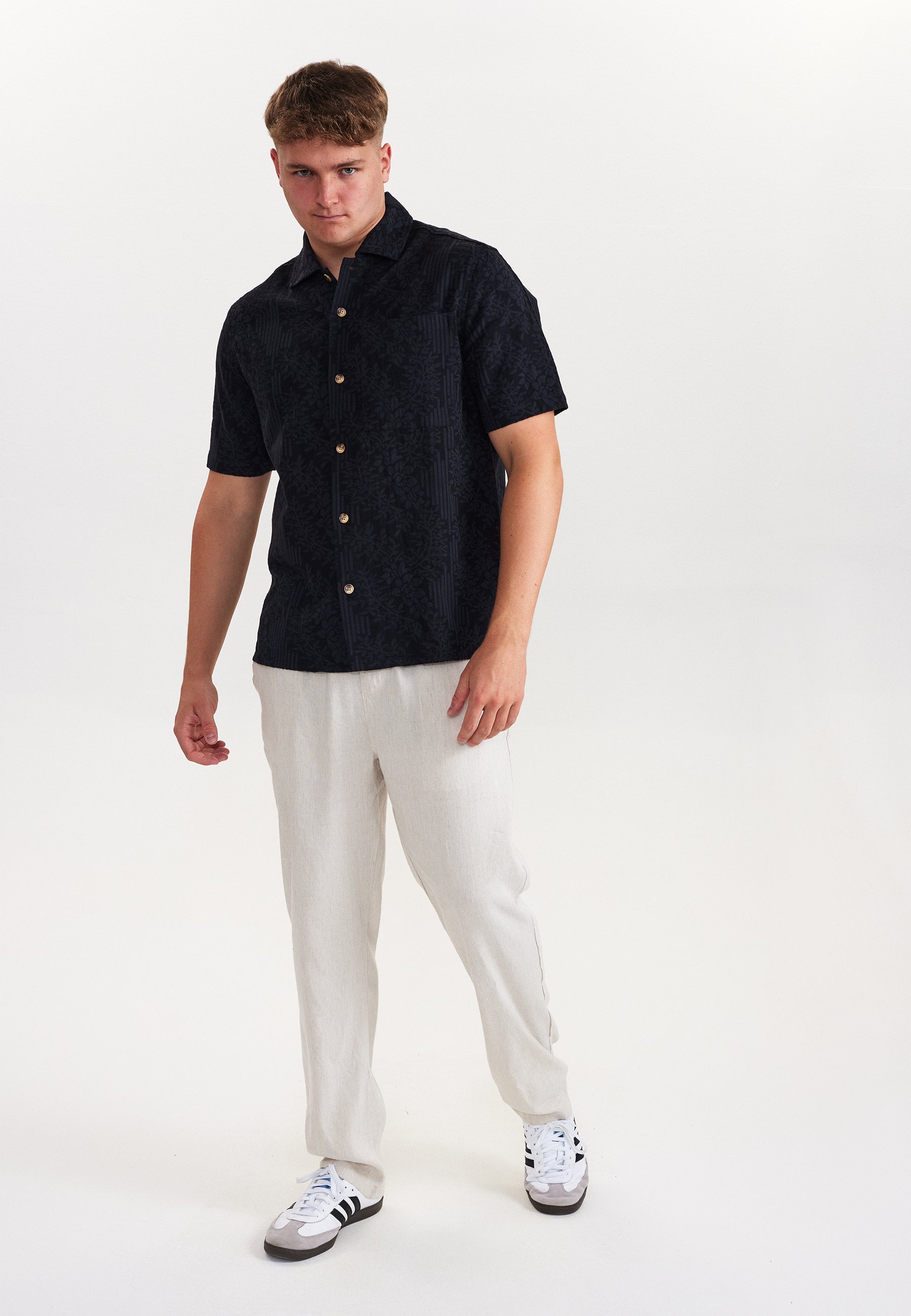 DXNMXRK. DXfabius Outlet Black